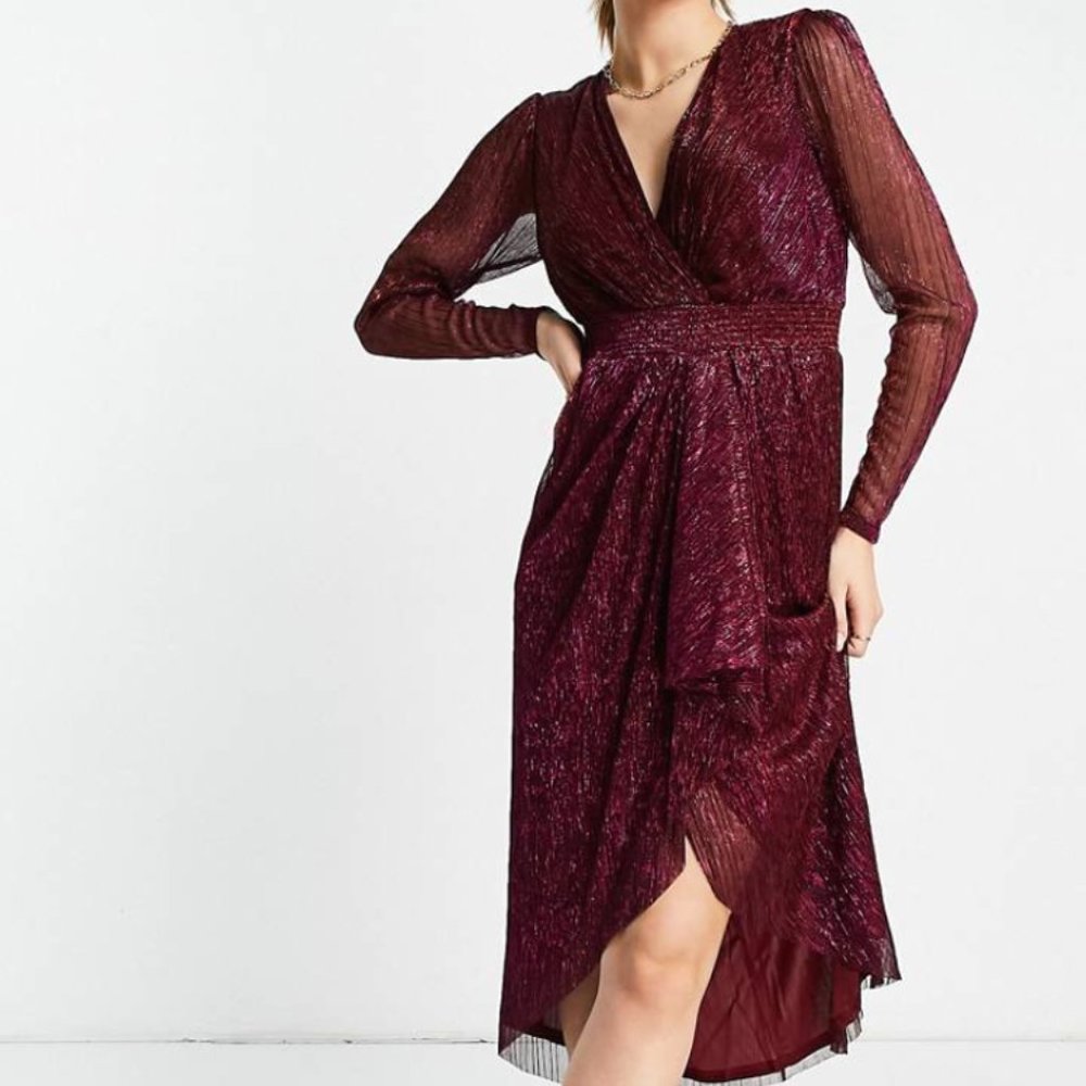 Plum Metallic midi dress, Size 4. Brand New With Tags. Never Worn.